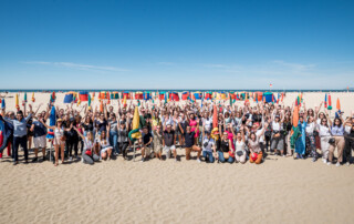 Photo de groupe sur la plage de Deauville - Reportage photo évènementiel
